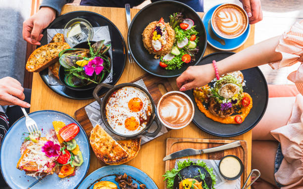 Best tips for enjoying a weekend brunch with friends and family
