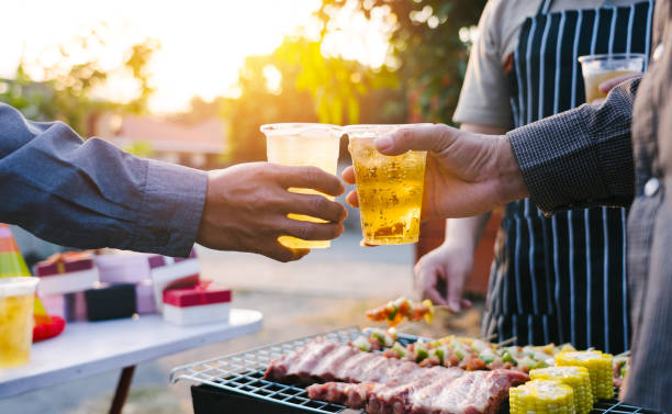 Best beverages that perfectly pair with BBQ dishes and meals