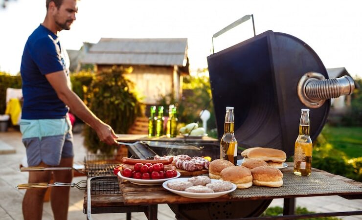The art of BBQ breakfast explained with grilled dishes and drinks